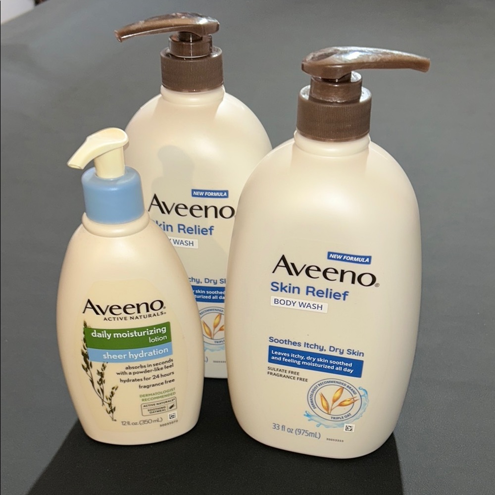 Aveeno Skin Relief Body Wash and Lotion Set